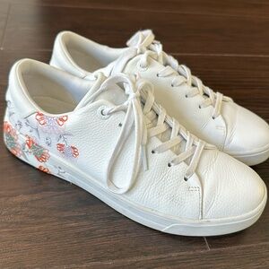 EUC Ted Baker Aariah Sneakers